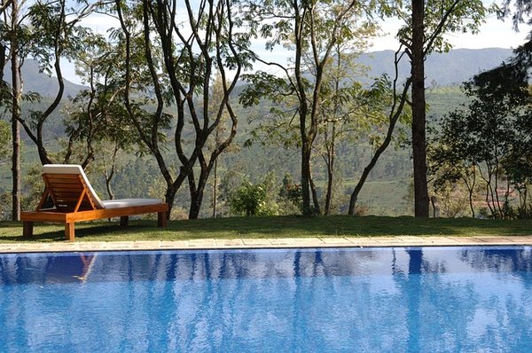 Pour quelles raisons installer une piscine coque rectangulaire Bahamas à son domicile ?