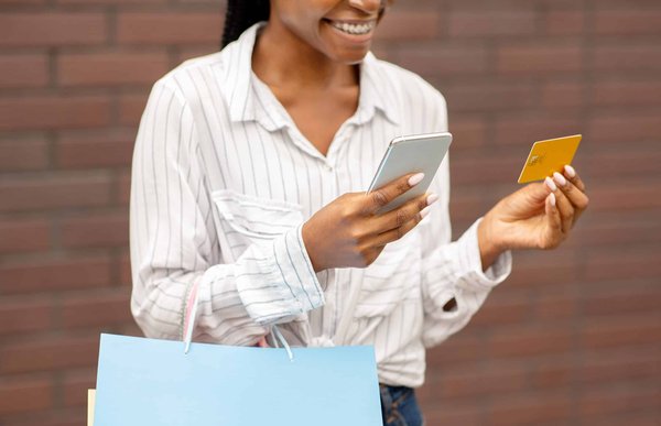 Comment économiser avec les codes promo des influenceurs ?